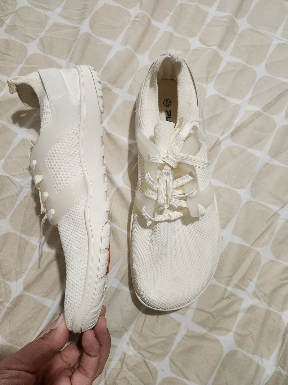 Pull Top Barefoot Trail Running Shoes Off-White Knit Lace-Up